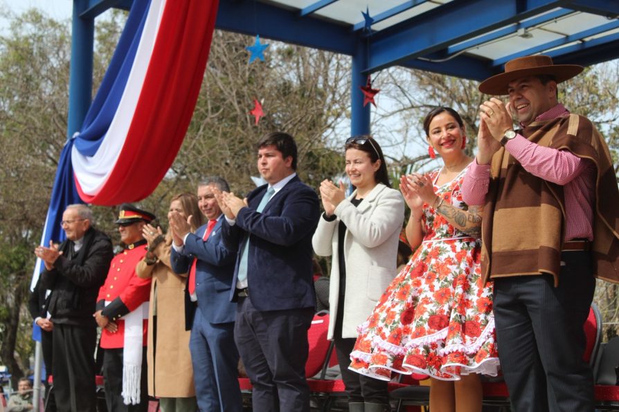 El Delegado Presidencial Mario Cruces encabezo acto cívico-militar en honor a la patria en Quirihue